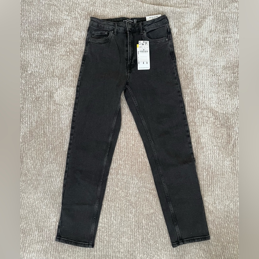Black Stradivarius Mom Jeans